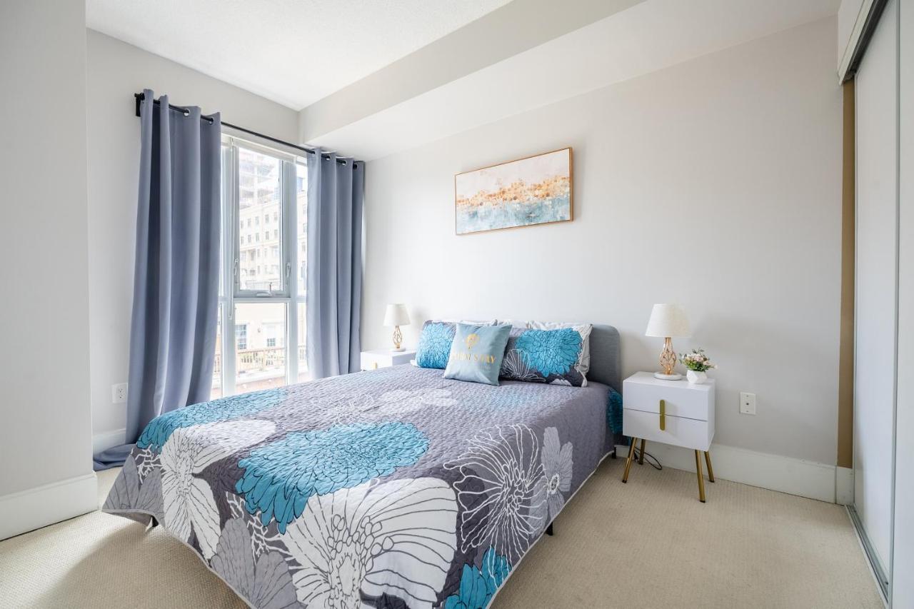 Beautiful Condos In The Heart Of Downtown By Globalstay Toronto Kültér fotó
