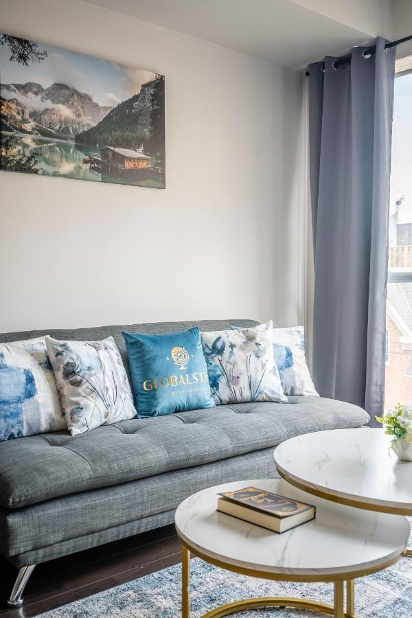 Beautiful Condos In The Heart Of Downtown By Globalstay Toronto Kültér fotó